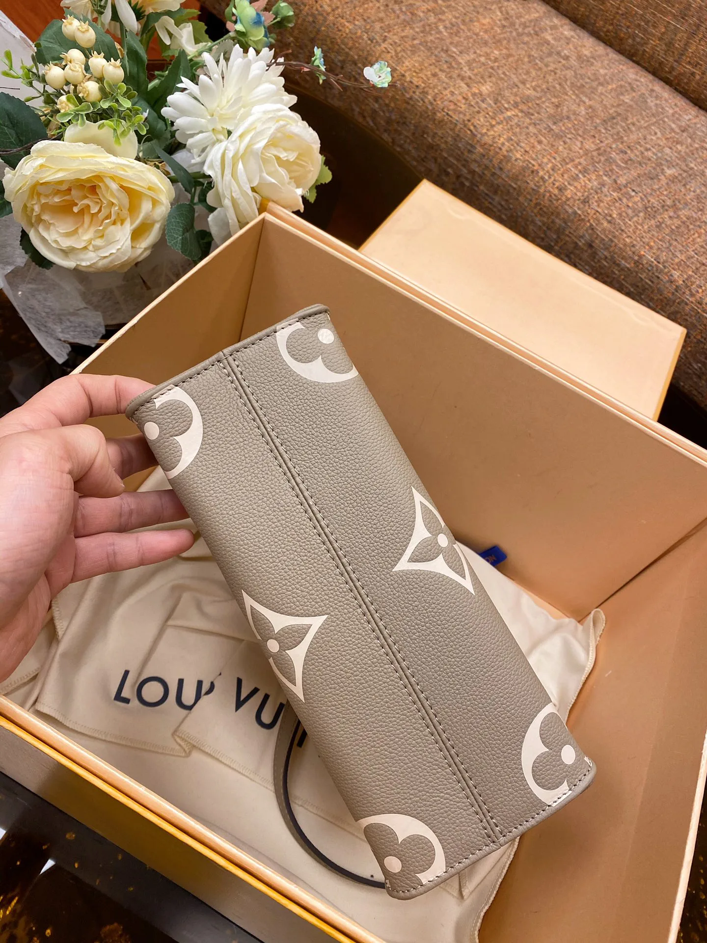 ONTHEGO PM — image 6